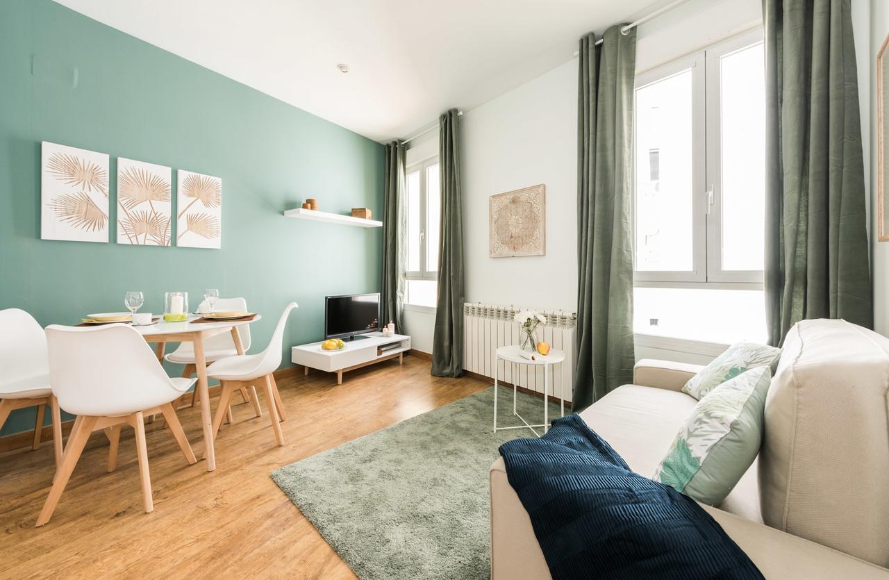 Gran Via I Santa Ana Apartment Madrid Luaran gambar