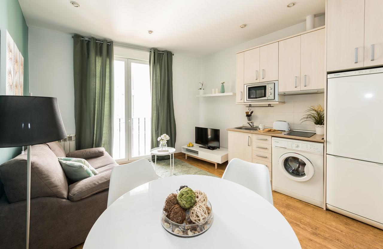 Gran Via I Santa Ana Apartment Madrid Luaran gambar